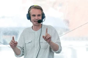 Mads Aagaard Danielsen: Fra Radiovært til Kontroversiel Medierådgiver