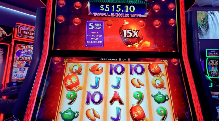 Ultimate Fire Link Glacier Gold base game screen